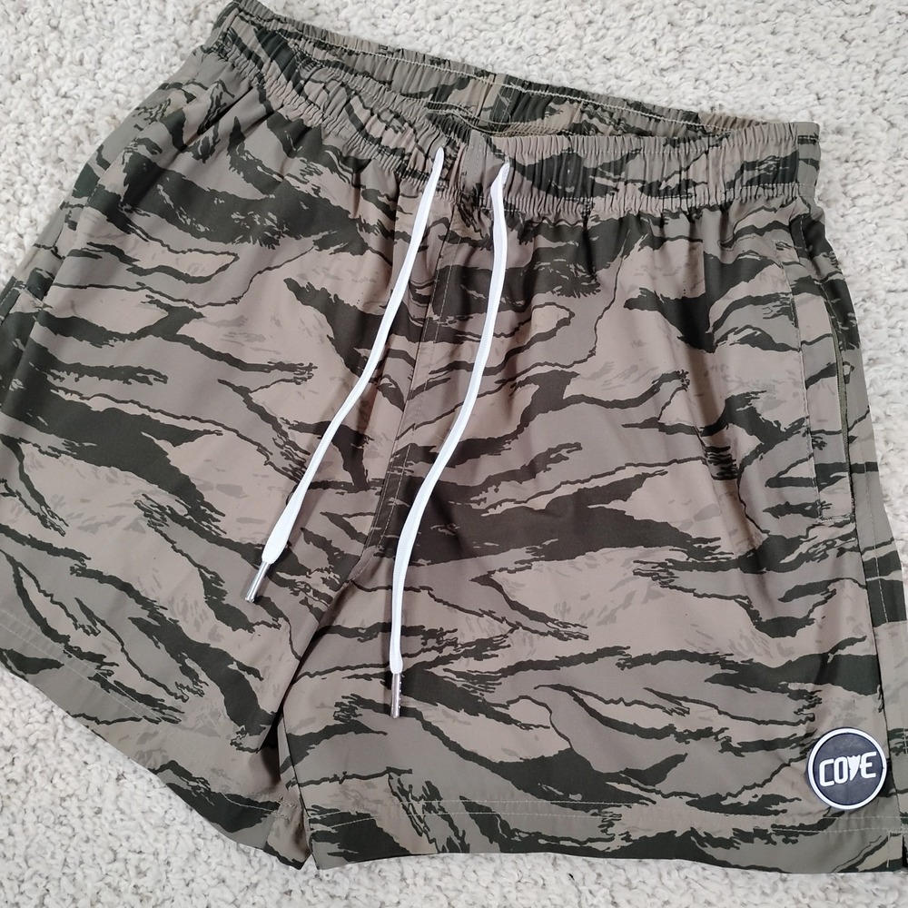 Cove USA Shorts Mens 32 Green Tiger Camouflage Drawstring Stretch Gym 5" Running